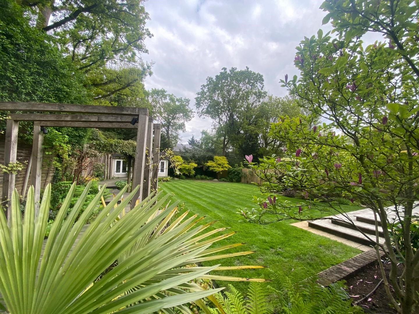 Harmsworth Way, Totteridge
